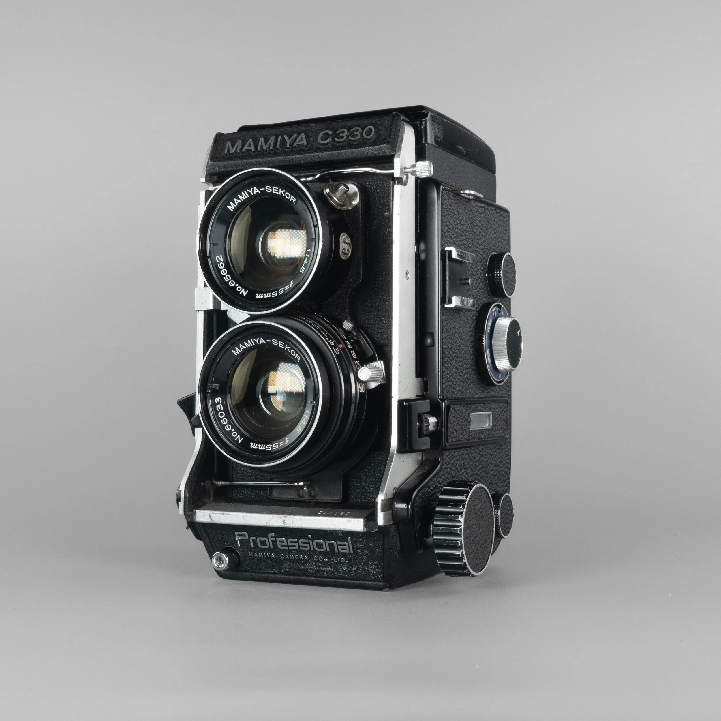 Mamiya C330 — LensFayre